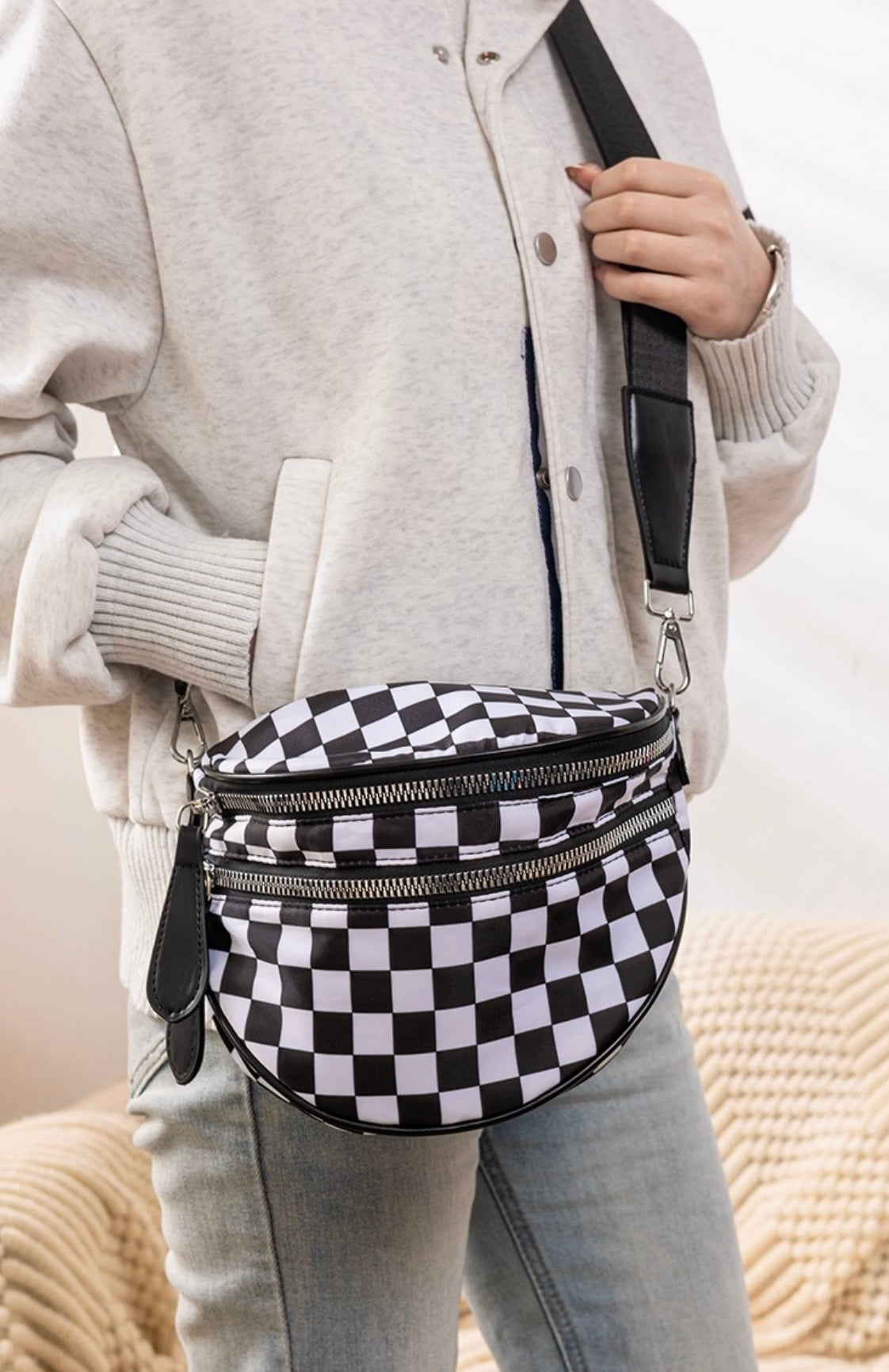 Pink or Black crossbody bag
